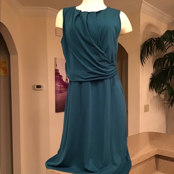 Dresses & Skirts - Teal Dress